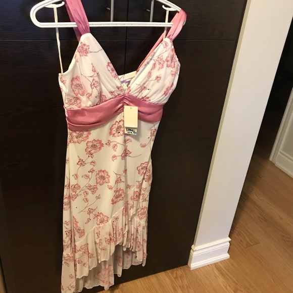 image fashions Dresses & Skirts - Pink and white dress